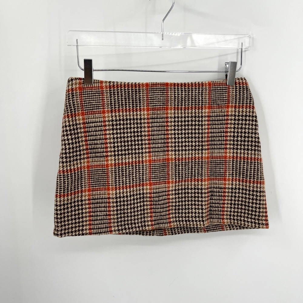 Brandy Melville Houndstooth Plaid Tan Micro Miniskirt Size M Academia Preppy
